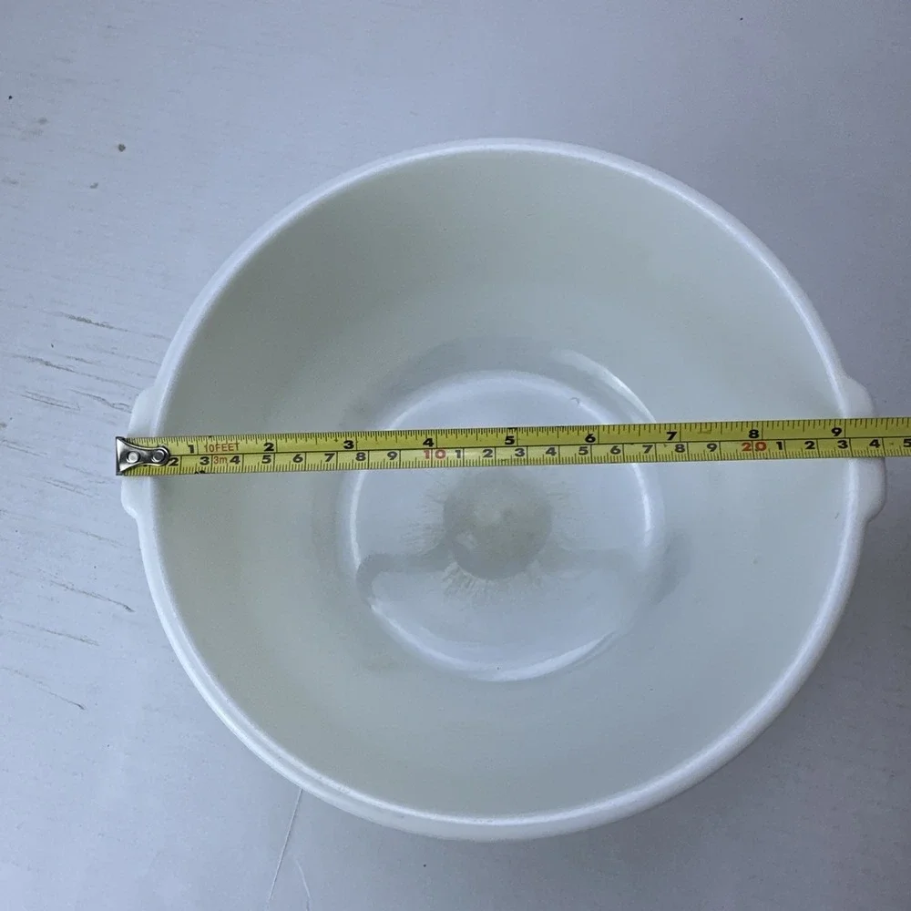 Lot 2 Vintage Milk Glass Mixing Bowls, One with Spout One with Handles Unmarked